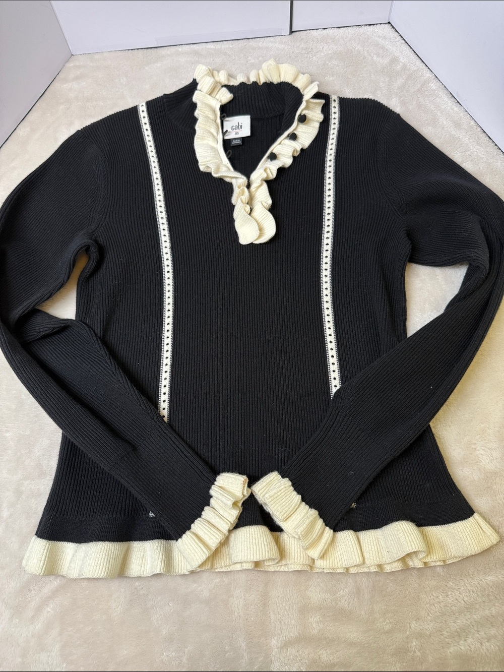 Cabi Adorn Pullover Sweater (Style #4103) - Size XS